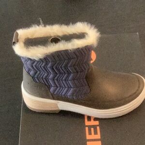 Merrell Brown and Blue Ankle Boots with Fur Lining
